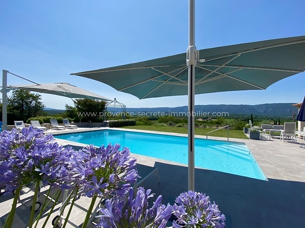 Villa avec panorama sur le Luberon pour 12 personnes, climatisation